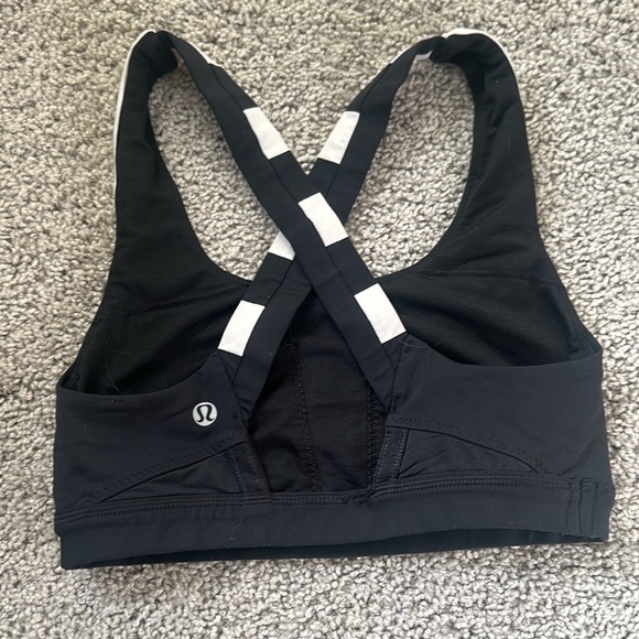 Lululemon sports bra - Picture 2 of 2